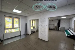 коммерческая по адресу с. Софиевская борщаговка, Петровская ул., 1