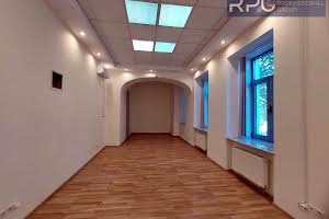 комерційна за адресою Київ, Володимирська вул., 4