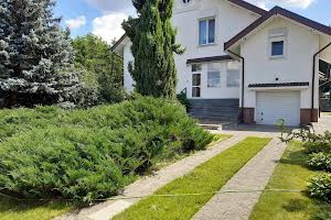 дом по адресу Кучанська, 3