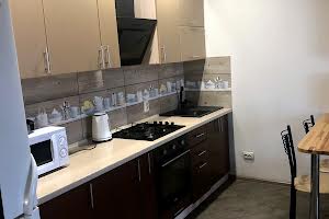 квартира за адресою Лялі Ратушноі, 5