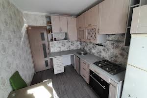 квартира за адресою Зарічанська вул., 12а