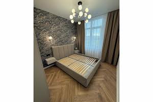 квартира за адресою Краснова вул., 3