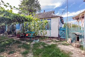 будинок за адресою Центральна, 1