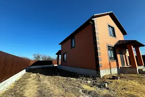 будинок за адресою с. Вінницькі Хутори, павла тичини
