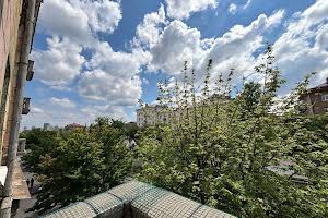 квартира за адресою Дмитра Яворницького просп. (Карла Маркса), 100