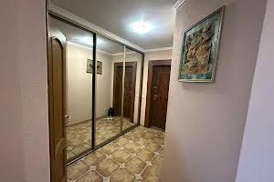 квартира за адресою Заводська вул., 18/1