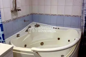 квартира за адресою Валентинівська вул., 24