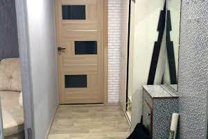 квартира за адресою Космонавтів вул., 14