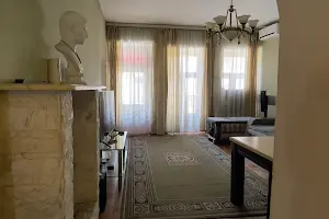 квартира по адресу Дерибасовская ул., 1