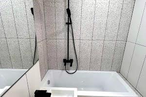 квартира за адресою Юхновського, 27