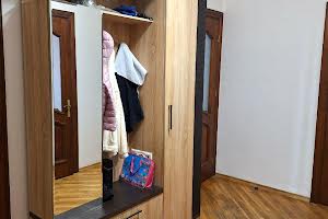 будинок за адресою Варшавська вул., 44