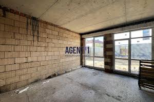 будинок за адресою Центральна вул.