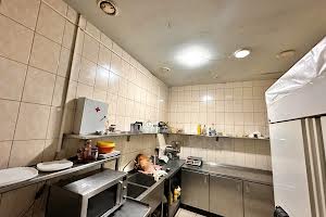 коммерческая по адресу Віктора Косенка ул., 1