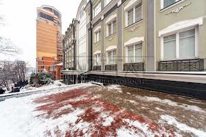 коммерческая по адресу Василия Тютюнника ул. (Анрі Барбюса), 3