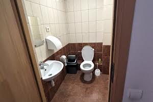комерційна за адресою Зелена вул., 109
