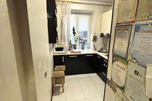 квартира за адресою Руставелі вул., 4