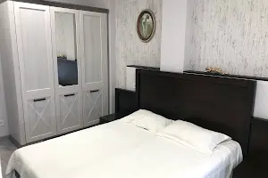 квартира за адресою Одеської громади вул. (Авдєєва-Чорноморського), 7