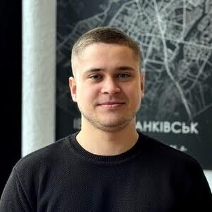 Слива Денис