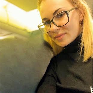 Альона