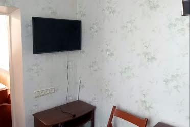 1832628781868104