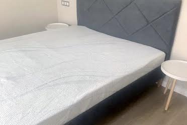 1831678422578106
