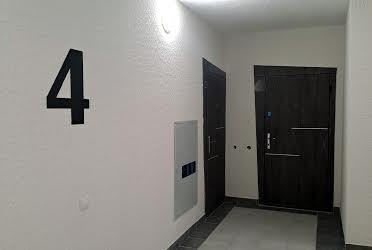 1806814896237107