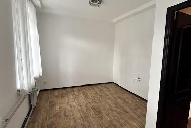 1835074467433012