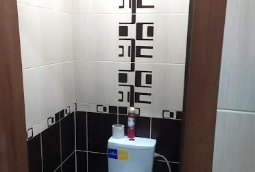 1835797720404125