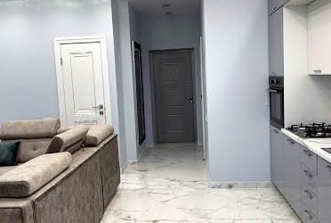 1831271848074136