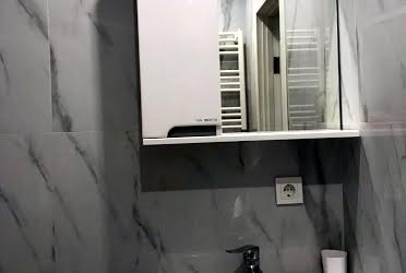 1833280116644137