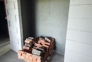 1834727813583144