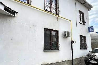 1835363461780169