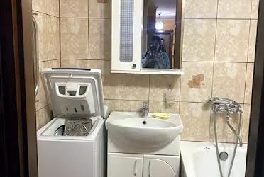 1834634343599172