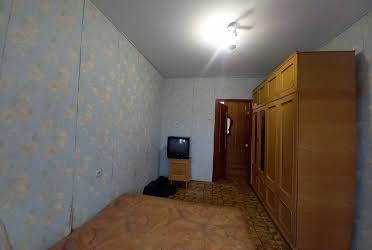 1828225257760176