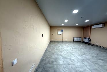 1825658938422184