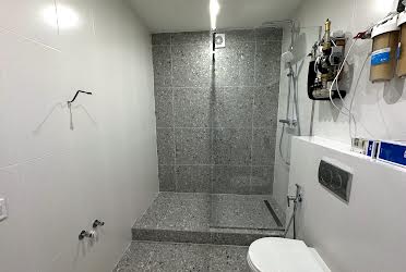 1835345505168193