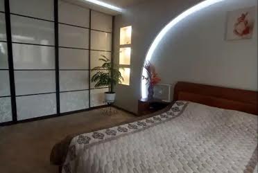 1834067666151198