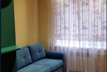 1832816711559002