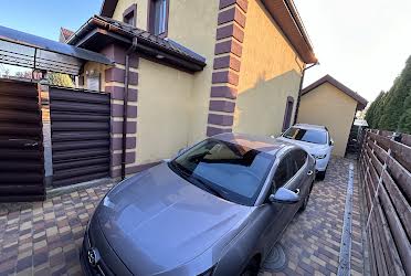 1814736300387200