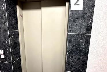 1835816309916205