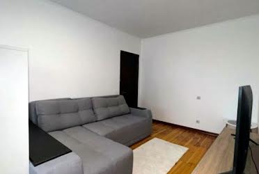 1831481715758207