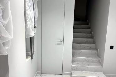 1832551632835209
