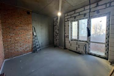 1826390246342021