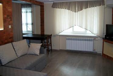 1700725769644210
