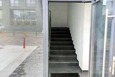 1828204604442216