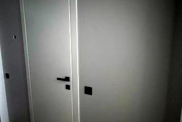 1835796360830217