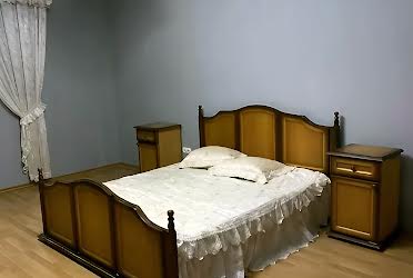1835069180745219