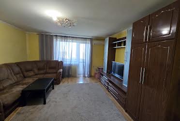 1832117463686225