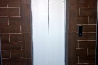 1833905550080225