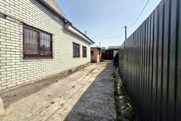 1835906479853228